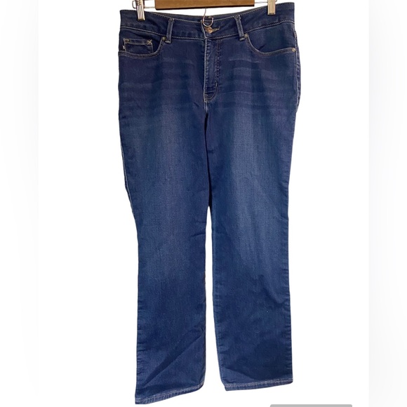 lee curvy fit straight leg jeans